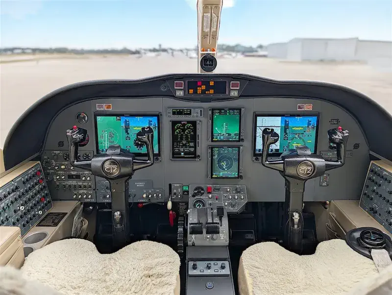 Cessna Citation CJ2+ flight deck with Collins Pro Line 21 avionics suite and cockpit controls