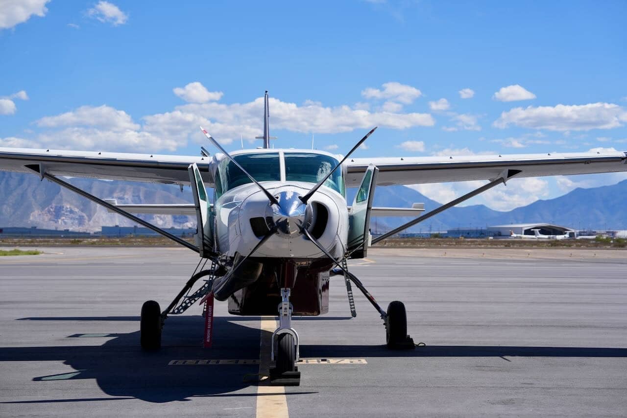 Technical specifications and performance data sheet for the Cessna Grand Caravan EX turboprop engine
