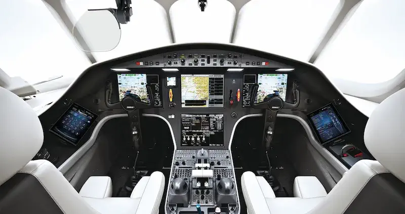 Dassault Falcon 2000LXS flight deck with EASy II avionics suite and cockpit controls